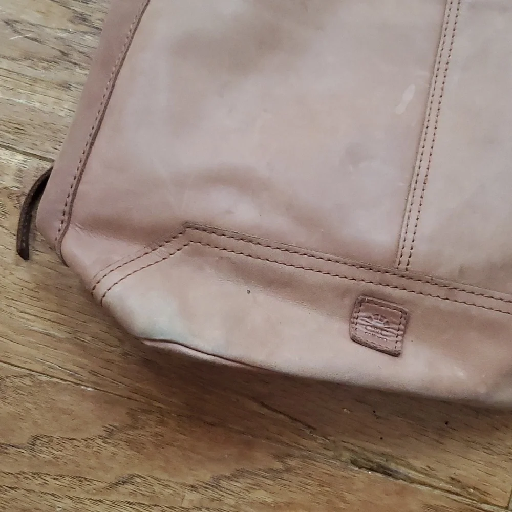 C&C California brown leather bucket bag